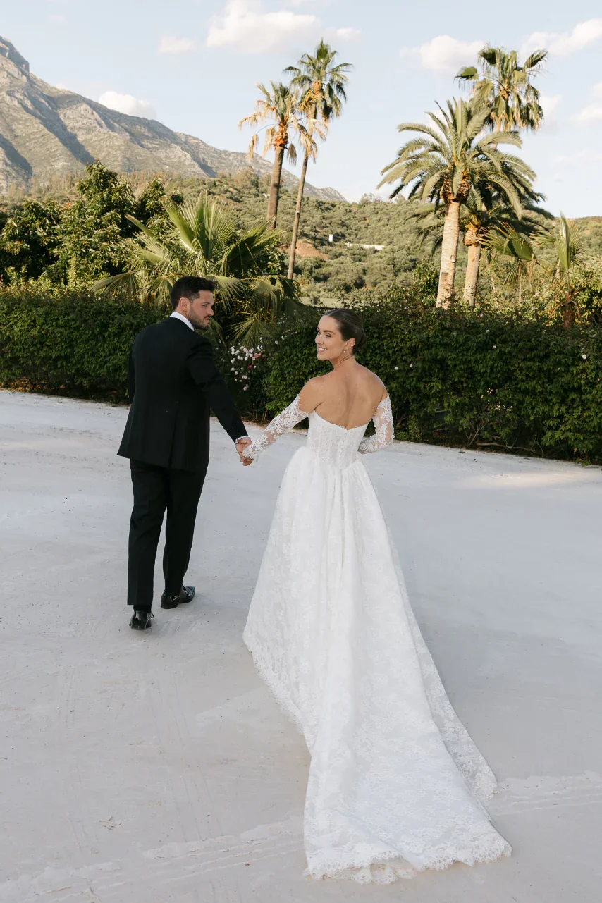 MWL_Bride_Prim_Wedding_Dress_Real_Bride_1.webp
