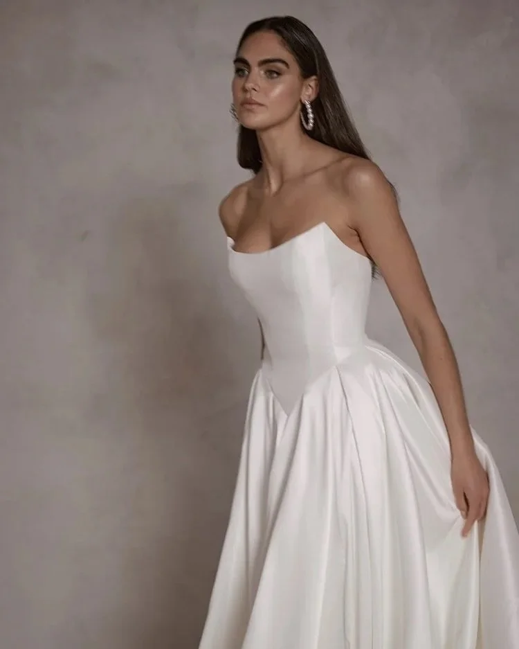 Seraphine launches in-store this January. A collection defined by sculptural silhouettes, whispered luxury, and gowns crafted for the bride who moves with quiet confidence. Minimal. Elevated. Untouchably modern.

#SeraphineBridal #NewLabel #BridalGow