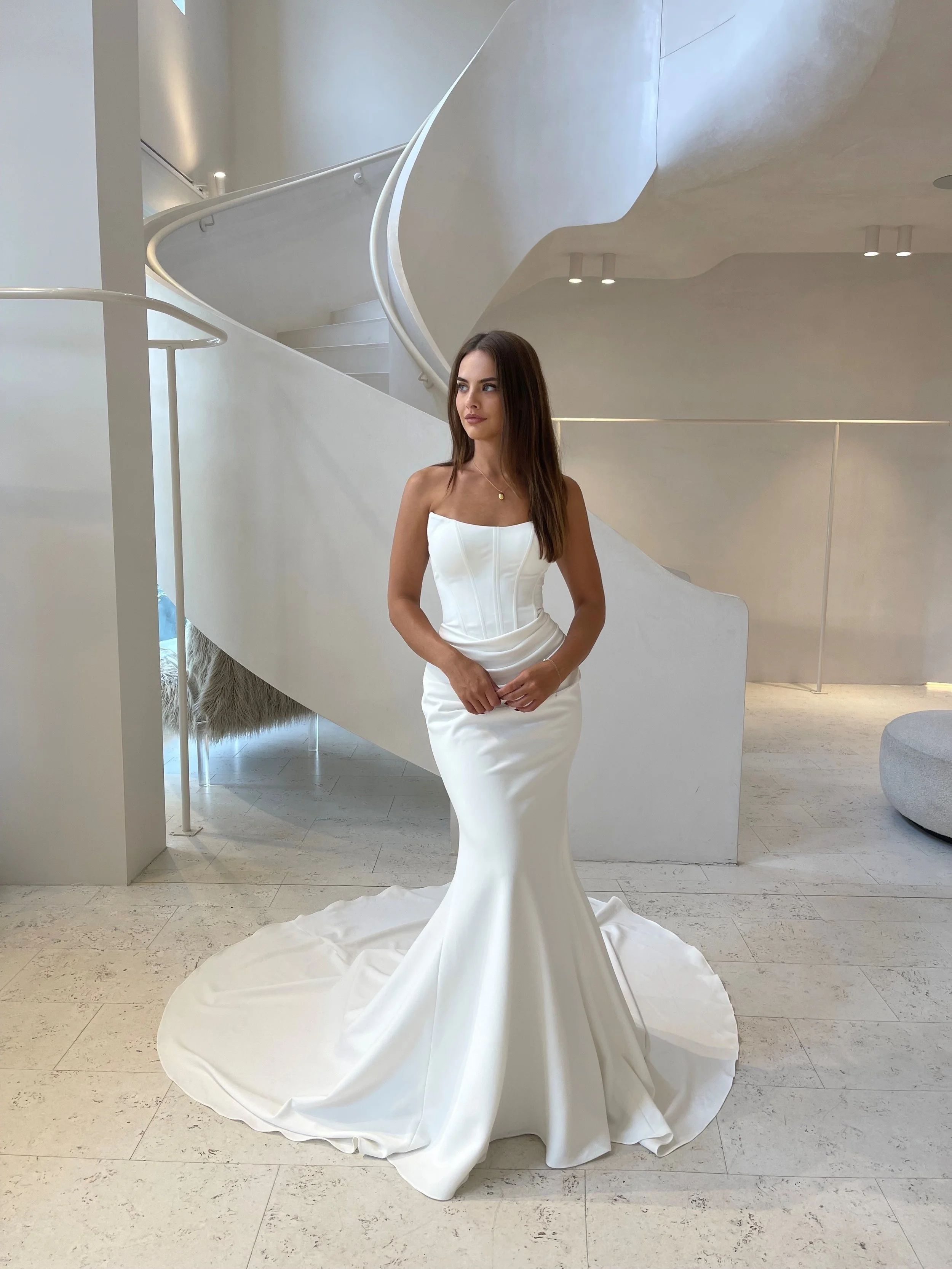 Isla (Front) - Montaigne.jpg