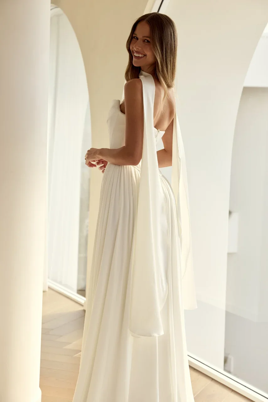 MWL_BRIDE_MINI_SATIN_SCARF_1.webp