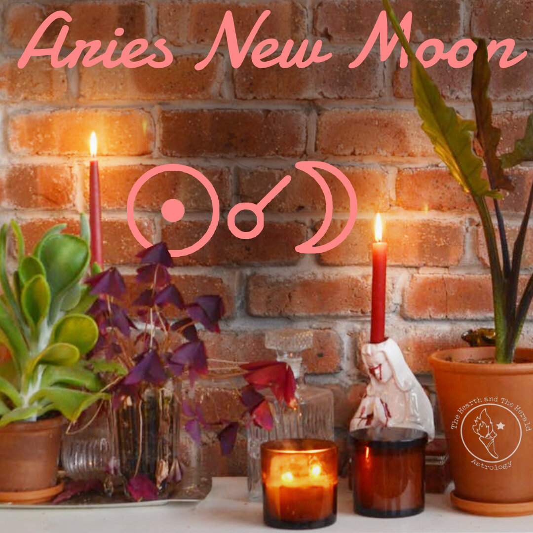 At 2:24am EST on April 1, 2022, the Moon conjoins the Sun in Aries for our first new moon of the astrological new year. ​​​​​​​​
​​​​​​​​
The Moon conjoins the Sun at 11 degrees Aries in a conjunction with the empathic healer Chiron and the messenger