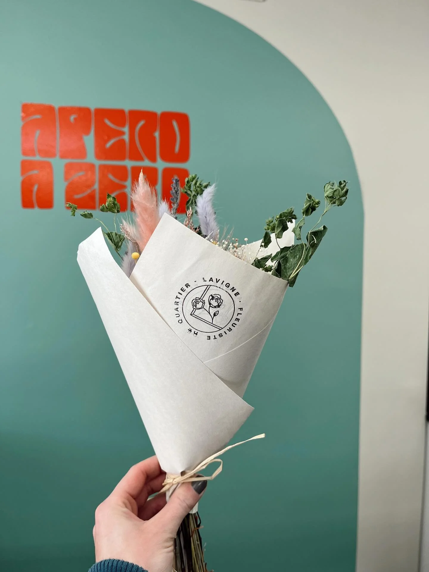 Aujourd&rsquo;hui, la boutique a 3 ans.

Il y a trois ans, on s&rsquo;est lanc&eacute; un peu folle&shy;ment en se disant : &laquo; Et si on cr&eacute;ait le tout premier magasin sans alcool au Qu&eacute;bec? &raquo; Ce n&rsquo;&eacute;tait pas rien.