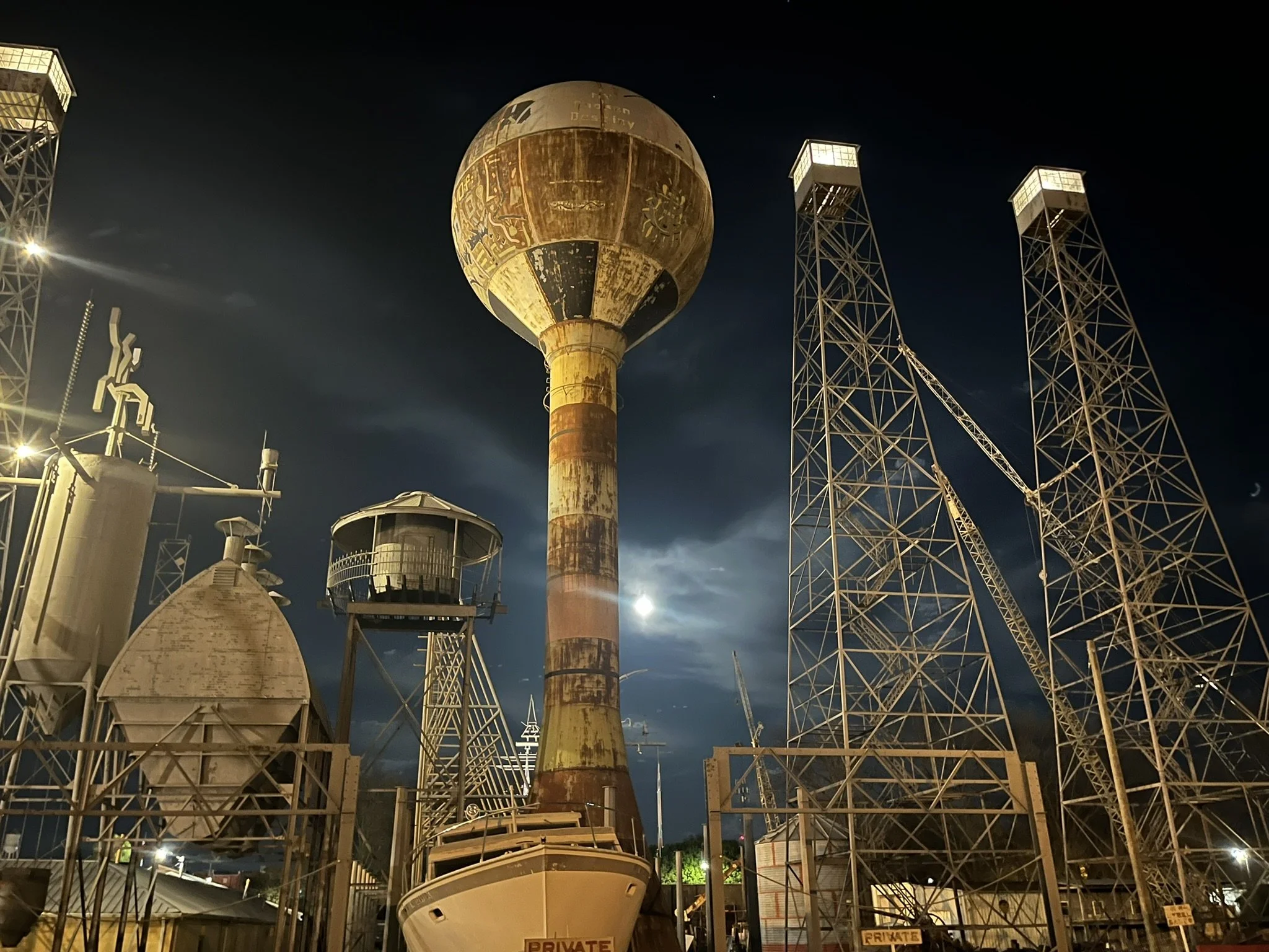 The MindField, Tennessee’s tallest metal sculpture, illuminated at night in Brownsville, Tennessee, created by artist Billy Tripp.