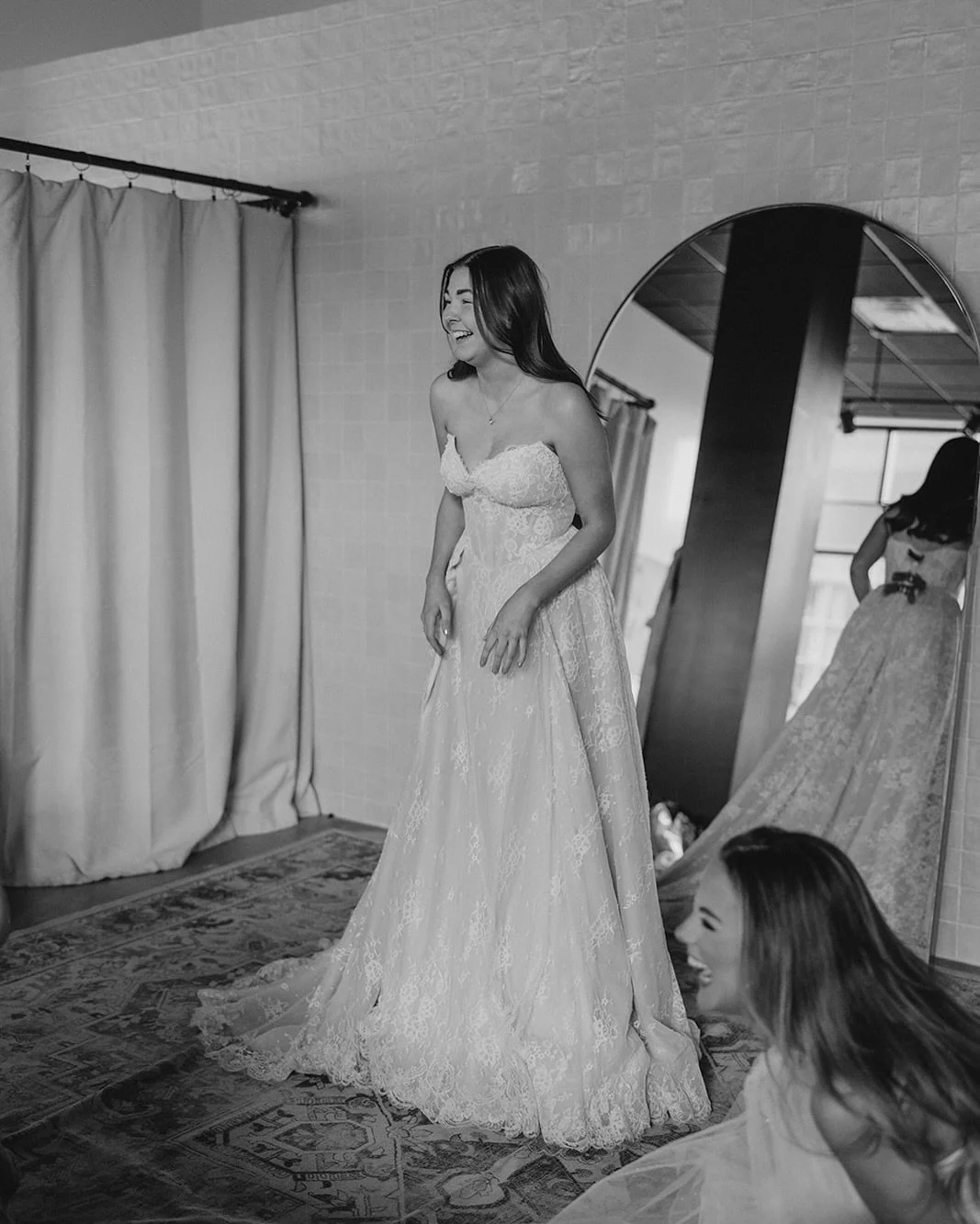 Reminder that if done correctly your bridal shopping experience might end up being one of your favorite wedding events🤍 all you need is an appointment at daydream with an overly excitable bridal stylist 🫶🏼 don’t believe us? Ask a dream girl