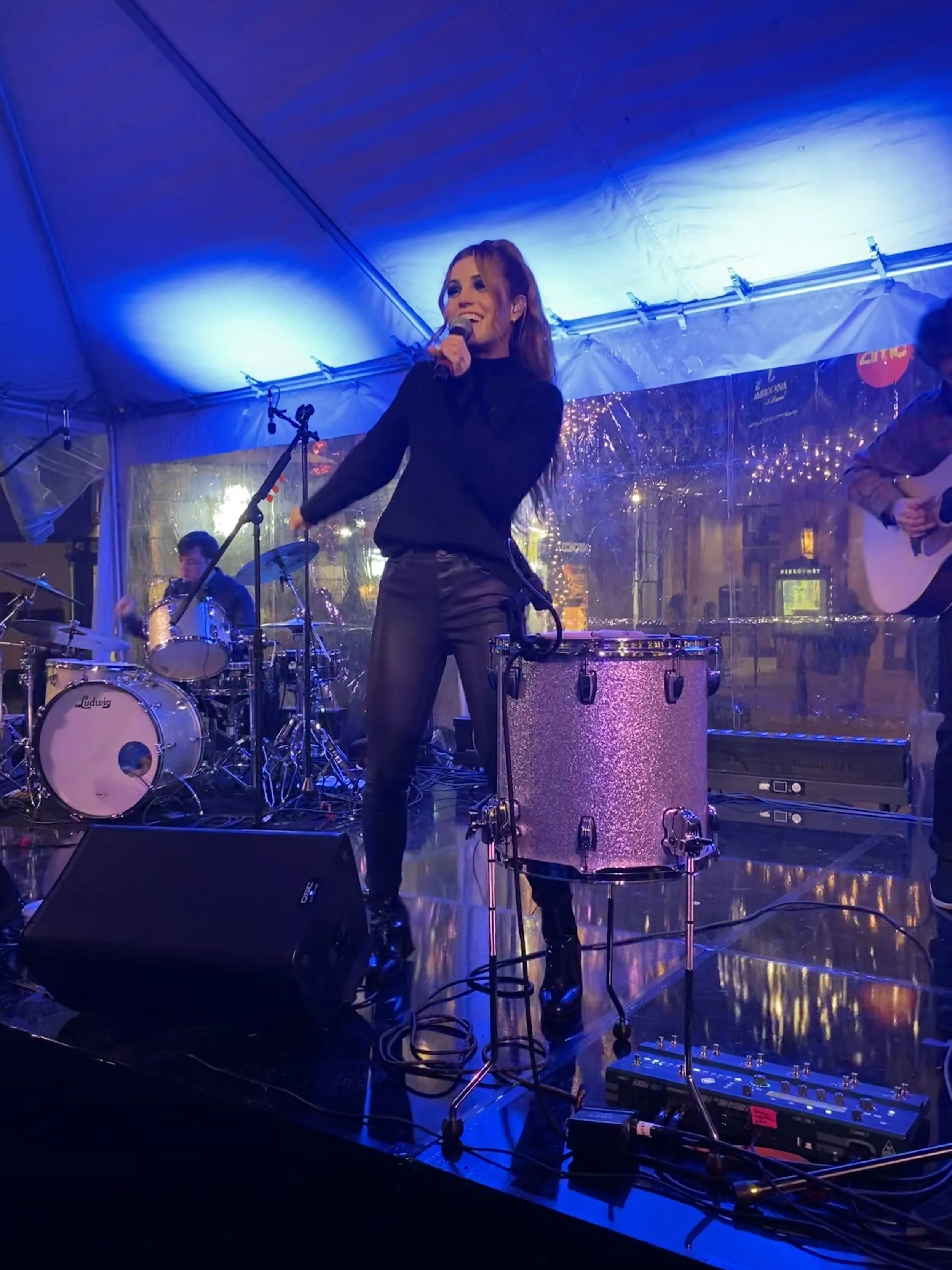 Echosmith, "Amazon Style Holiday Show"