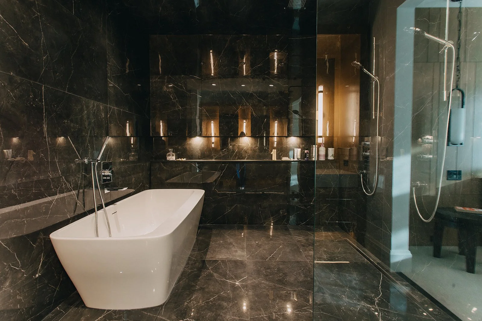 Jan2026.1838 30 Ave-24_websize.jpg