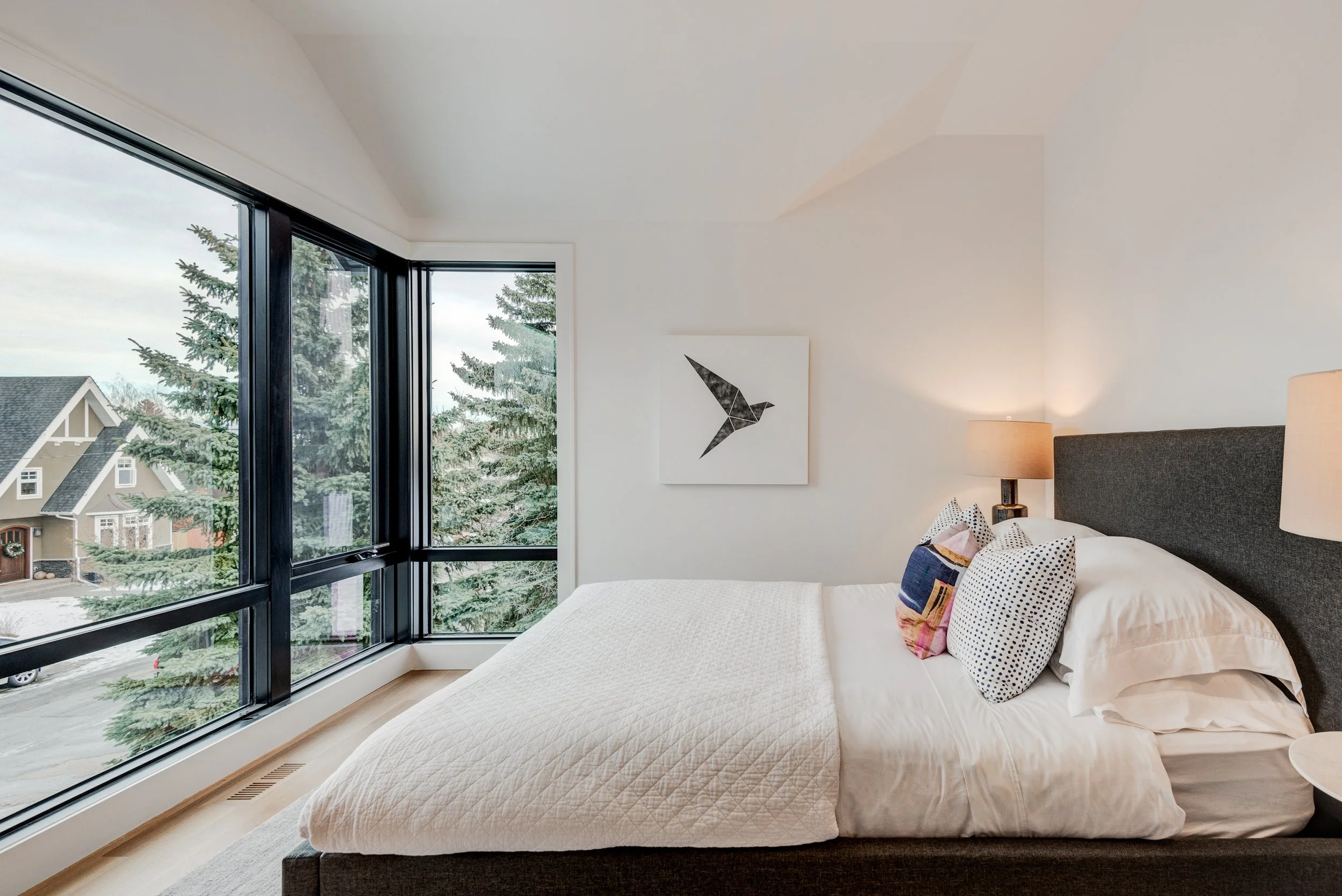 12.16.2020 - Joel Semmens - 2819 11 Ave NW-44.jpg