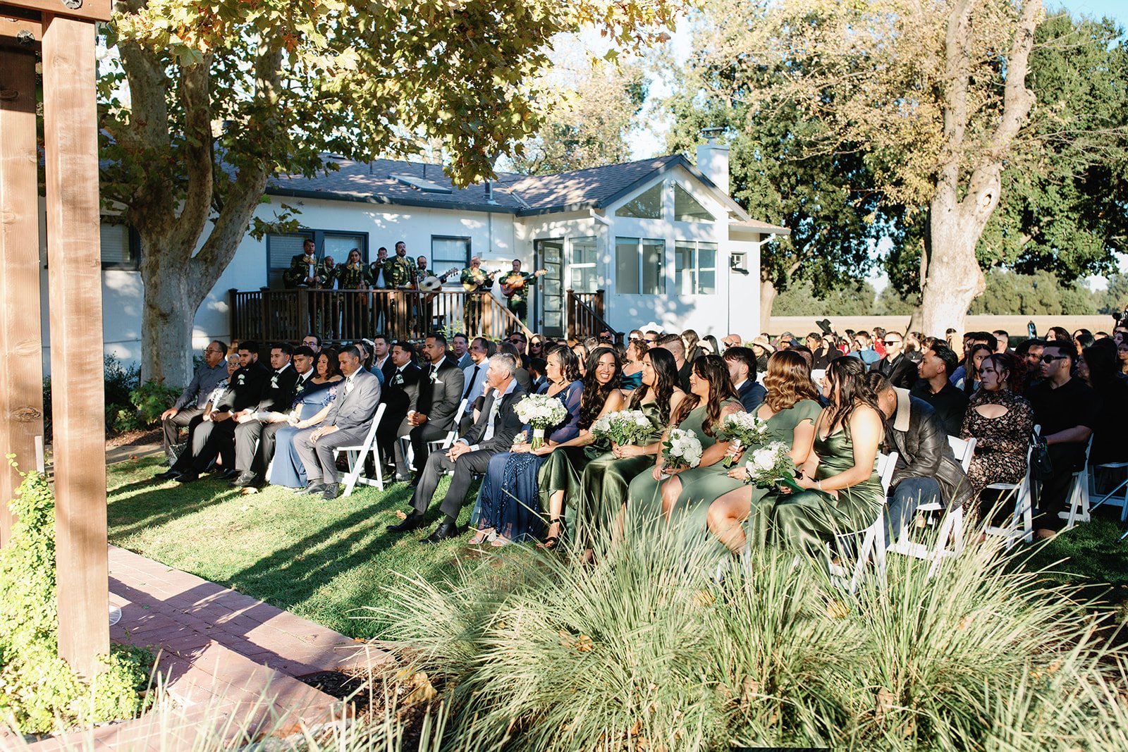 What a perfect way to use our deck overlooking our ceremony lawn! This couple chose to have their Mariachi play in this space while guests were seated for ceremony 🎶 #HiddenGrove 📸: @samanthamayphotography_ 

Coordination: @beyondsmitteneventsca 
C