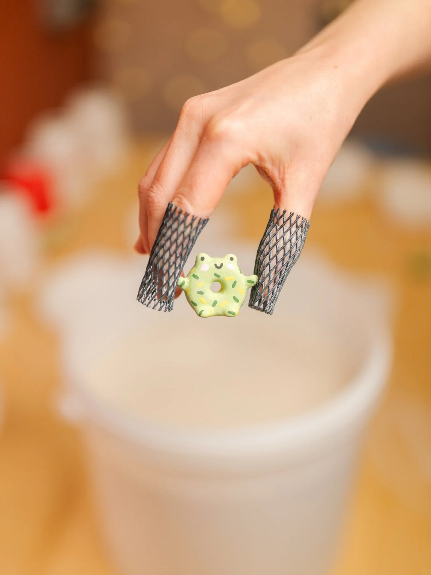 Doughnut frogs! 🐸 🍩

I think I should call this one Mr Fronkles or Drog? 🤔 This froggy fusion needs a good name so I am open to any suggestions and  ideas on this one!

Today I was dip glazing my first collection of work for this year, coming very