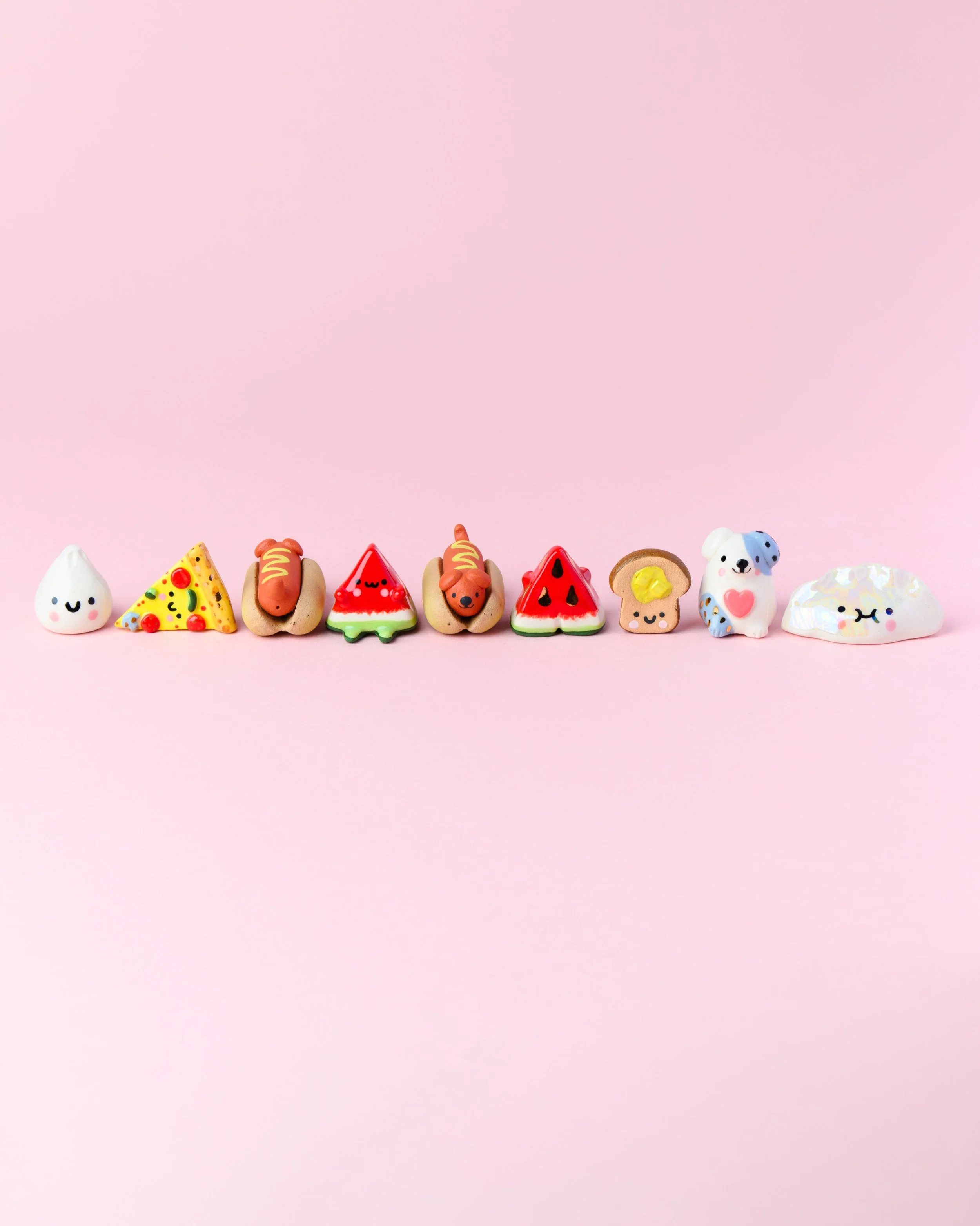 ✨ In the shop now ✨

Dumplings, slices of pepperoni pizza, hotdogs, watermelons, buttered toast and pooch pals. All tiny, all cute and all looking for a forever home! &hearts;️

These are just some things I like to make from clay and I hope you like 