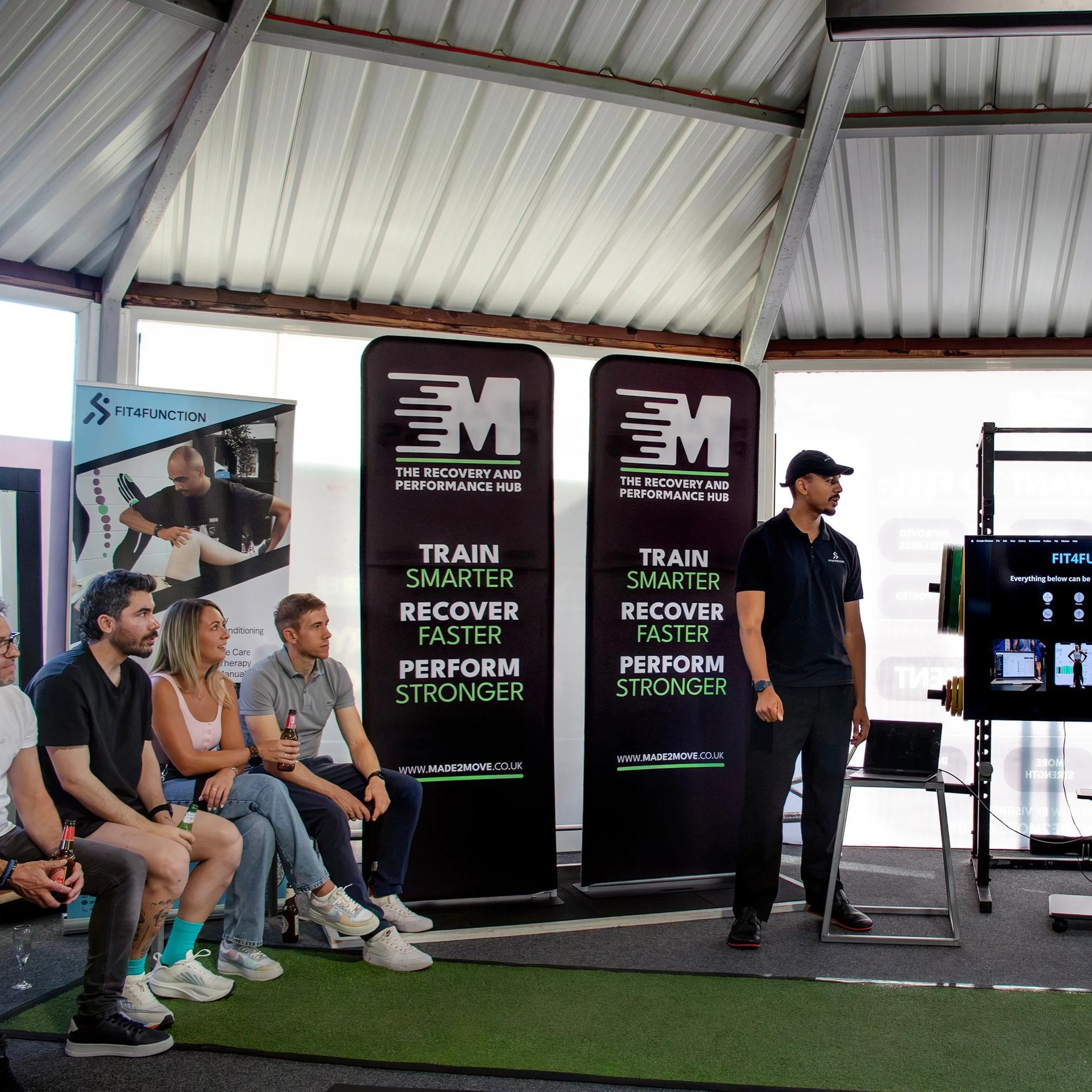 Recently we had the opportunity to deliver a workshop exploring how objective testing can transform rehabilitation and performance.

🏃&zwj;♂️ Why plyometrics matter.
📊 Why jump testing tells us more than strength alone.
📈 Why data should drive dec