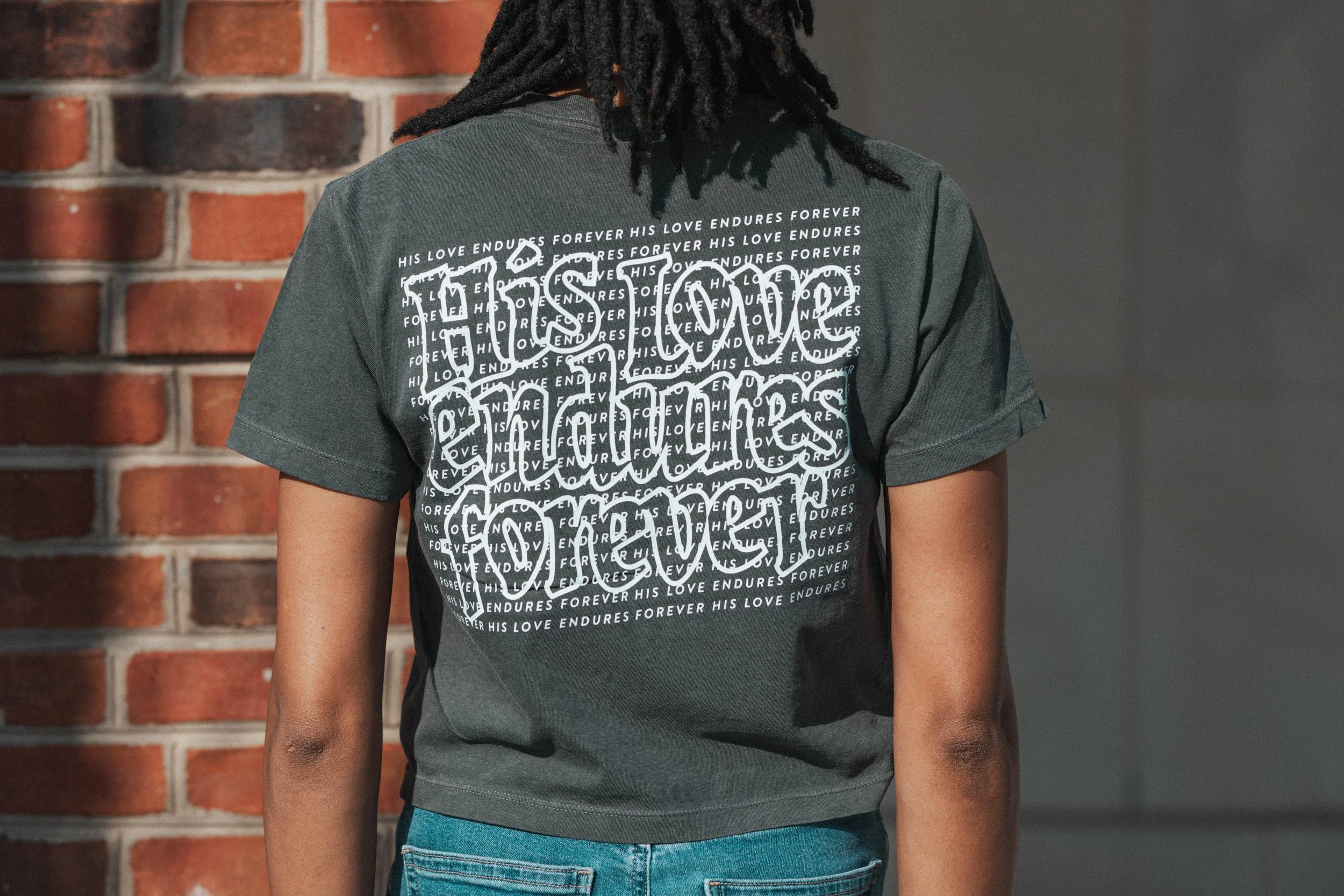 Women's Cropped T-Shirt: "Love Endures"