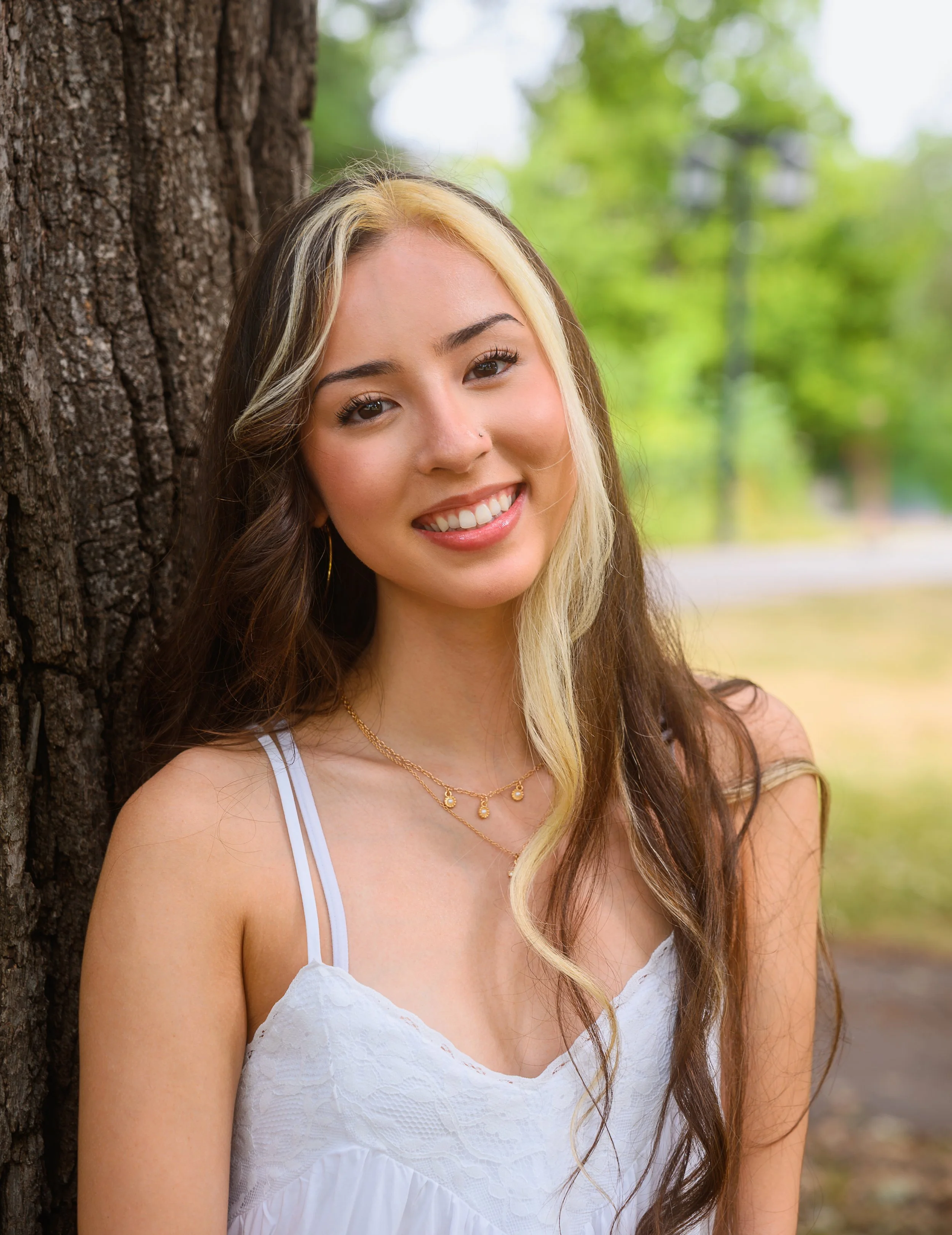Lilly Bean Senior Photos 08-30-2026 (22).JPG