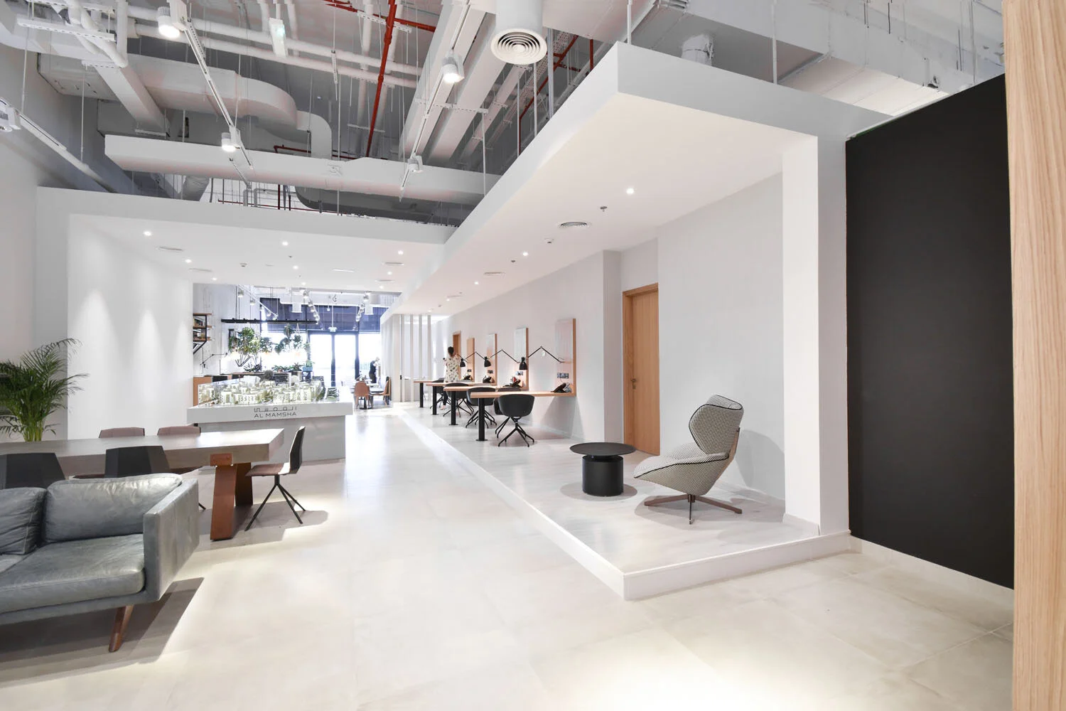 07_SOSA_Al Mamsha Sales Center.jpg