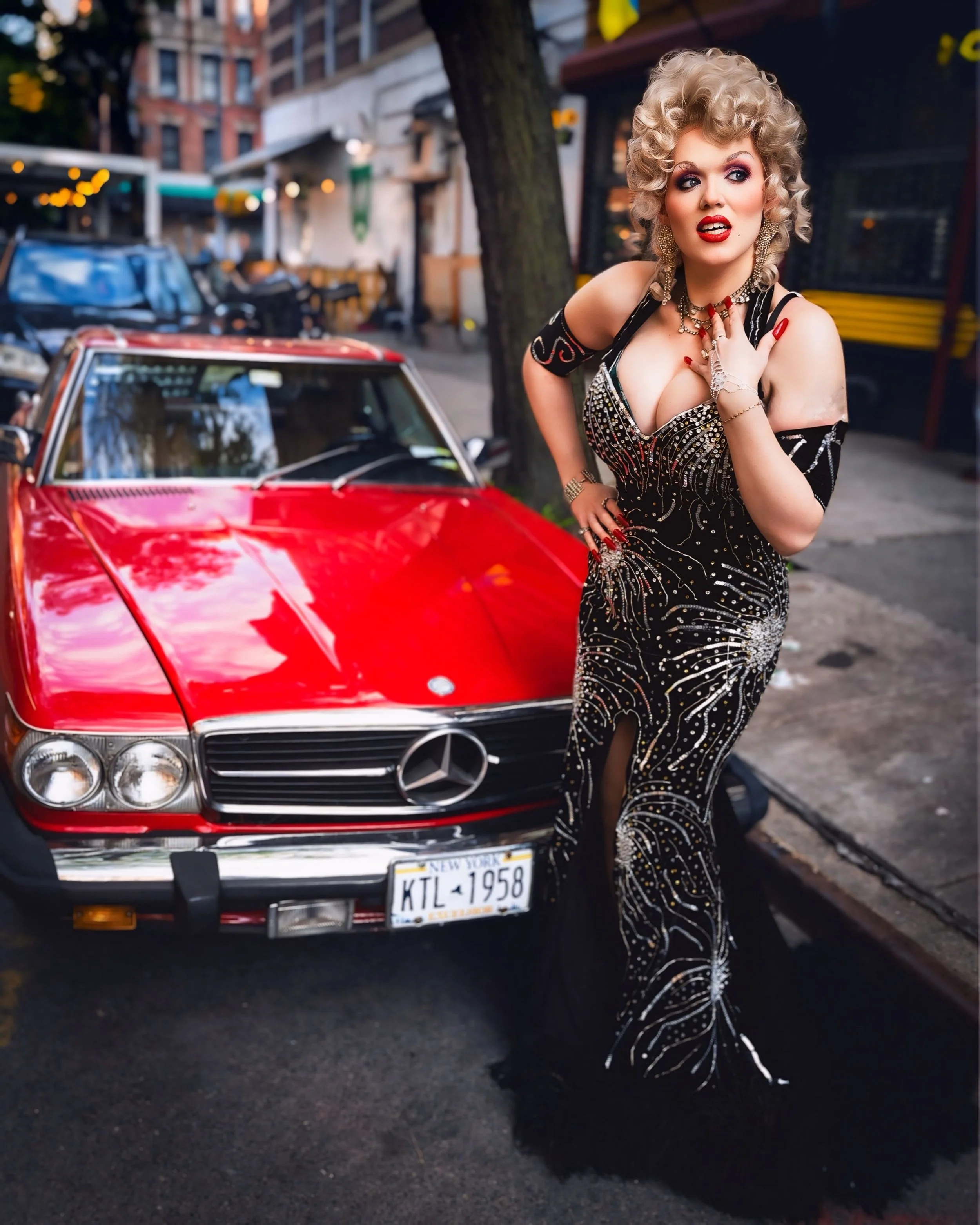 Dolly Parton Impersonator NYC
