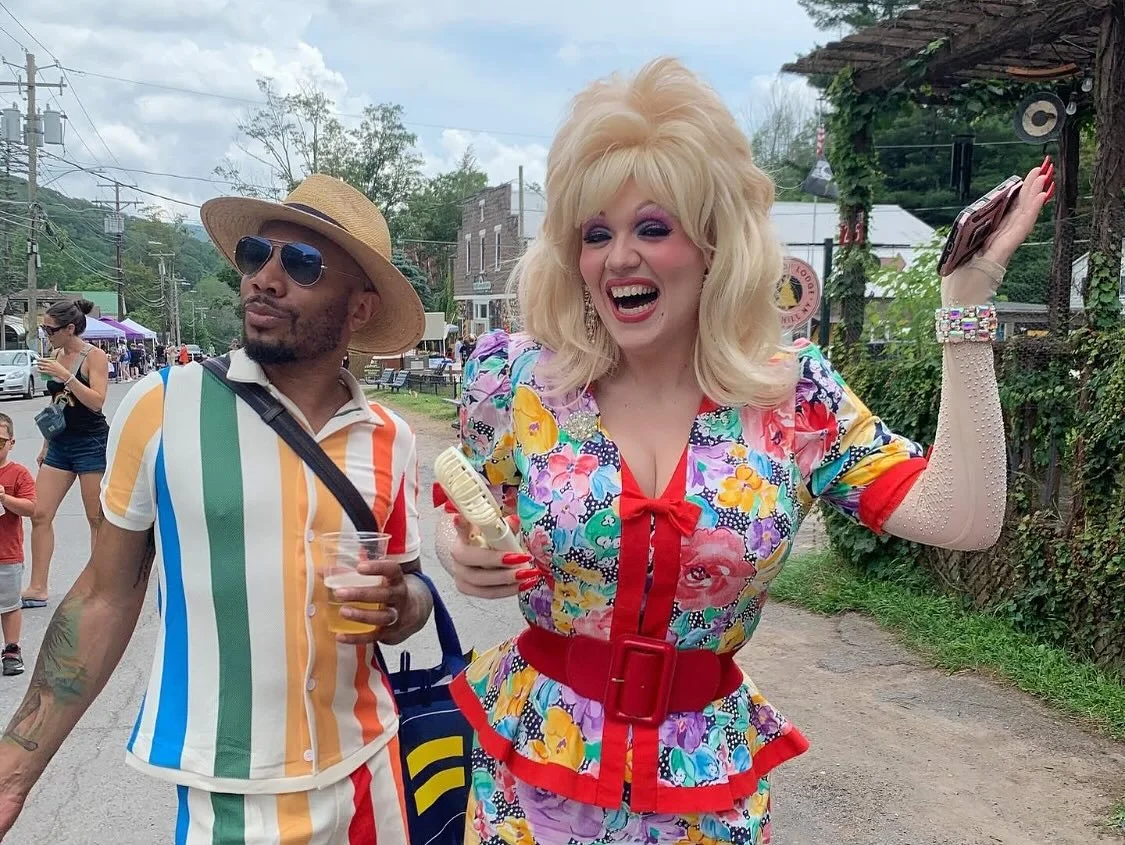 Dolly Parton Impersonator NYC