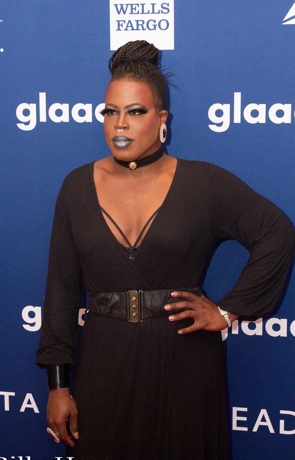 Book glitzy drag queen performers for parties and special events Lip