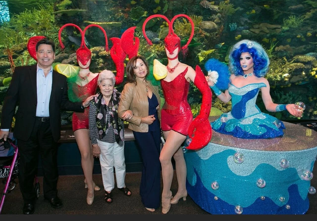 Dancing Lobsters Spotted At The New York Aquarium Shocked And Delighted Guests Couldn T Get Enough Screaming Queens