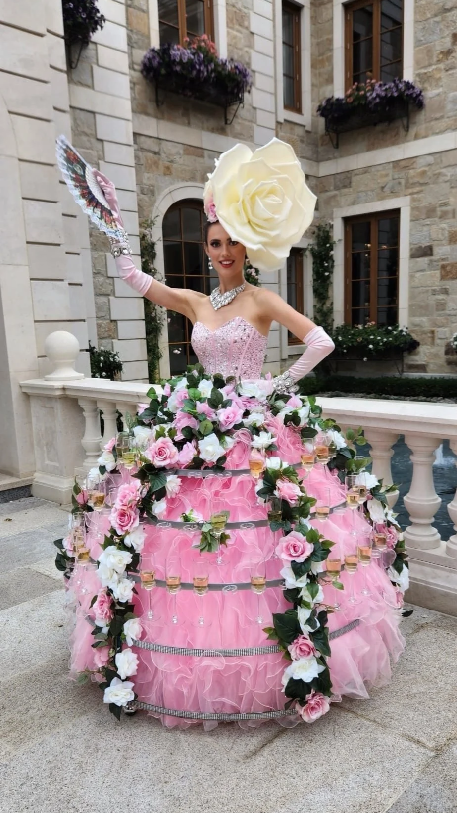 Strolling Champagne Diva: Rose Garden