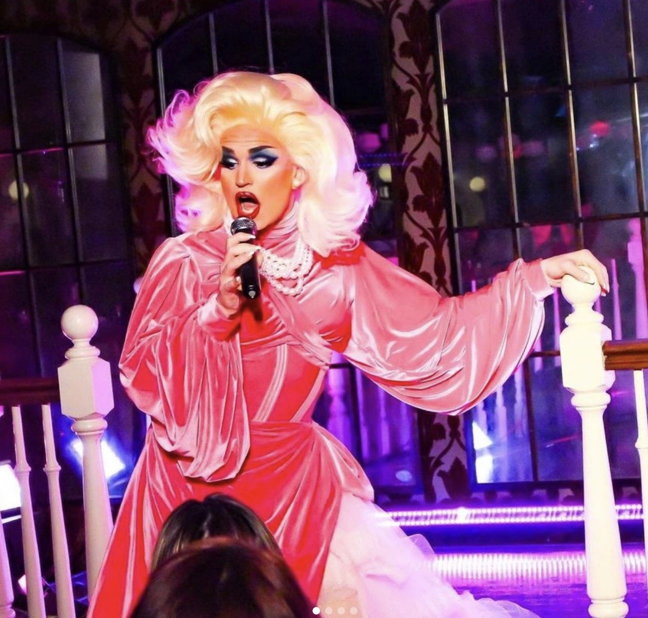 Boston Drag Queen Singer / Emcee
