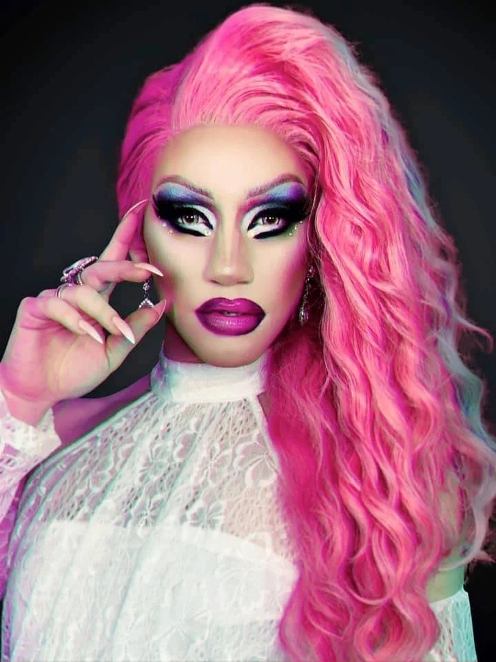 Dazzling Drag Queen: Connecticut
