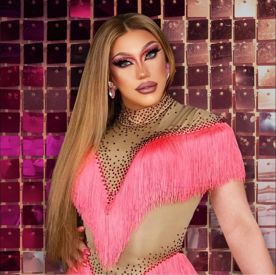Dazzling Drag Queen: Connecticut