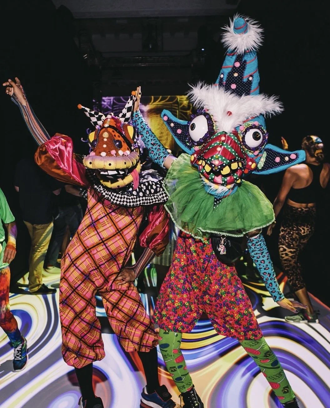 Psychedelic Dancing Dolls