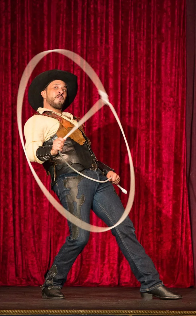 Amazing Lasso Artist