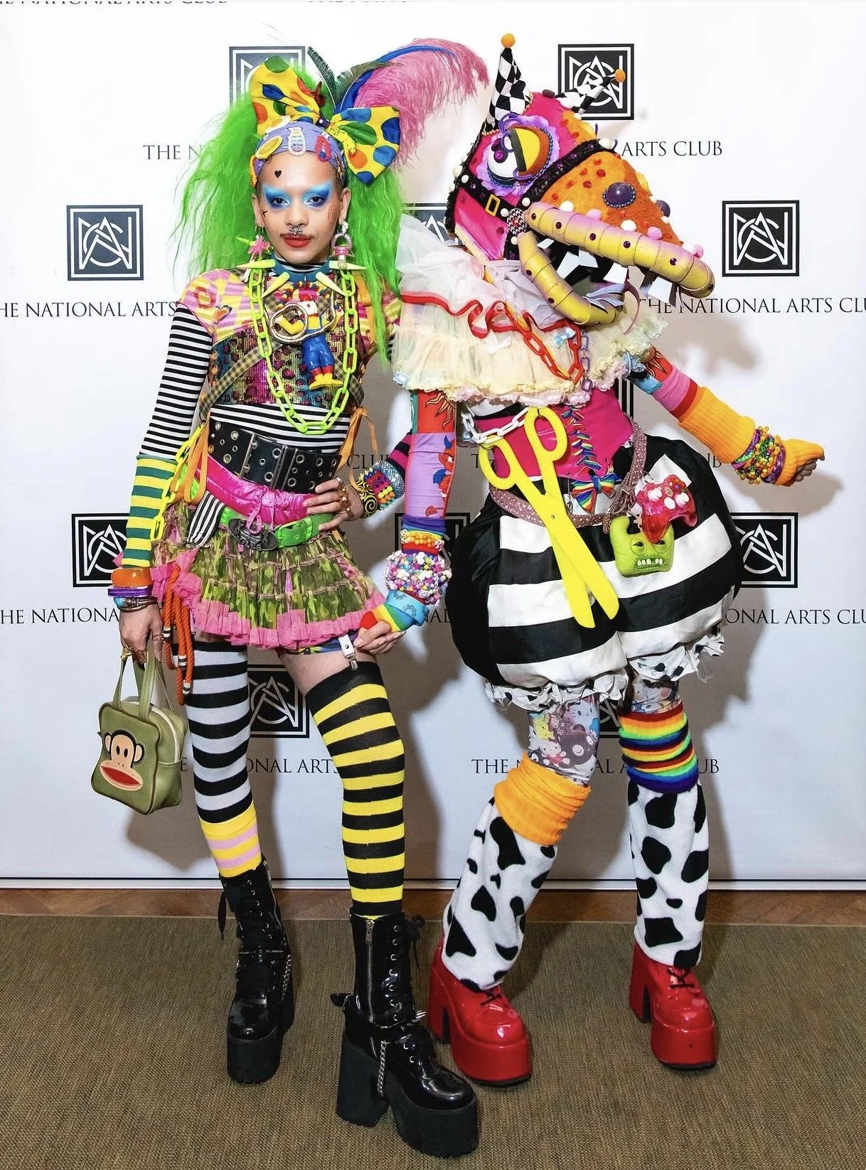 Psychedelic Dancing Dolls