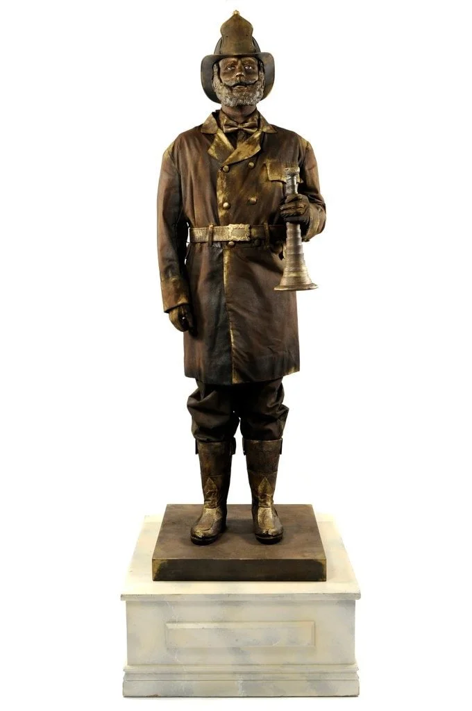 Living Statue: Vintage Fireman