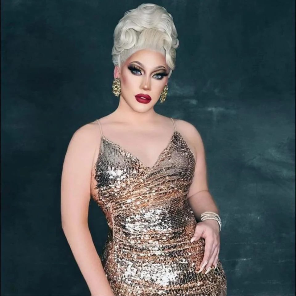 Dazzling Drag Queen: Connecticut