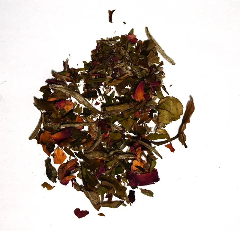Pai Mutan White with Rose Petals loose tea