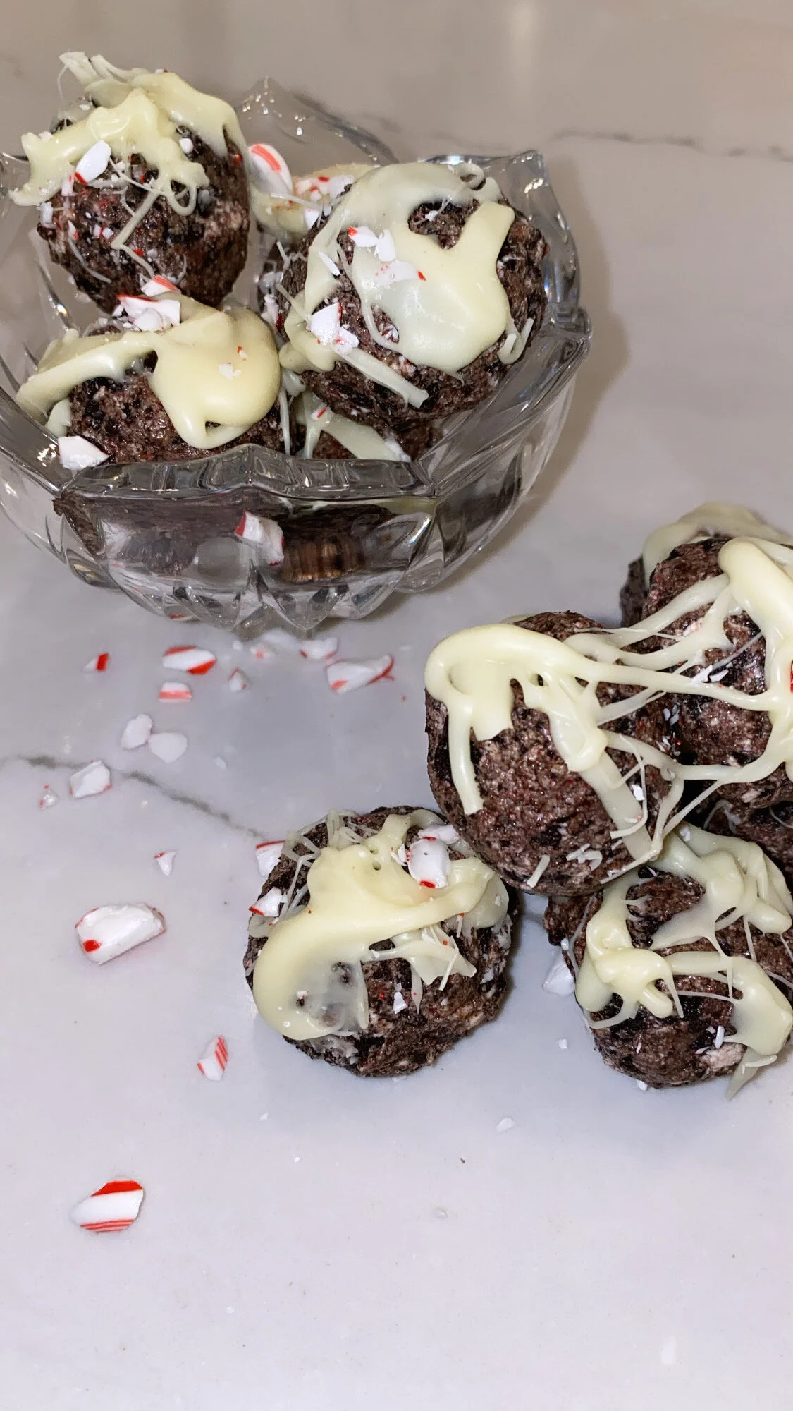 Peppermint Oreo Truffles