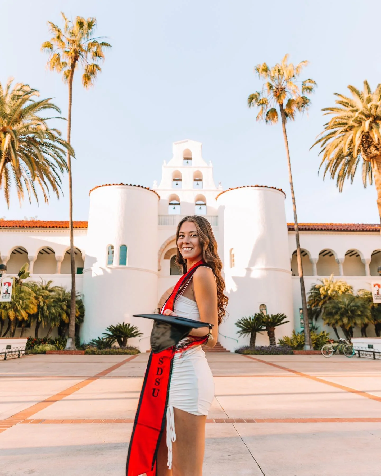 She&rsquo;s headed into the next chapter!!✨ Congrats on your graduation from SDSU Lauren!✨🎓 You + this campus are beyond STUNNING🤌

#SDSUgrad #sdsuaztecs #sdsugreeklife