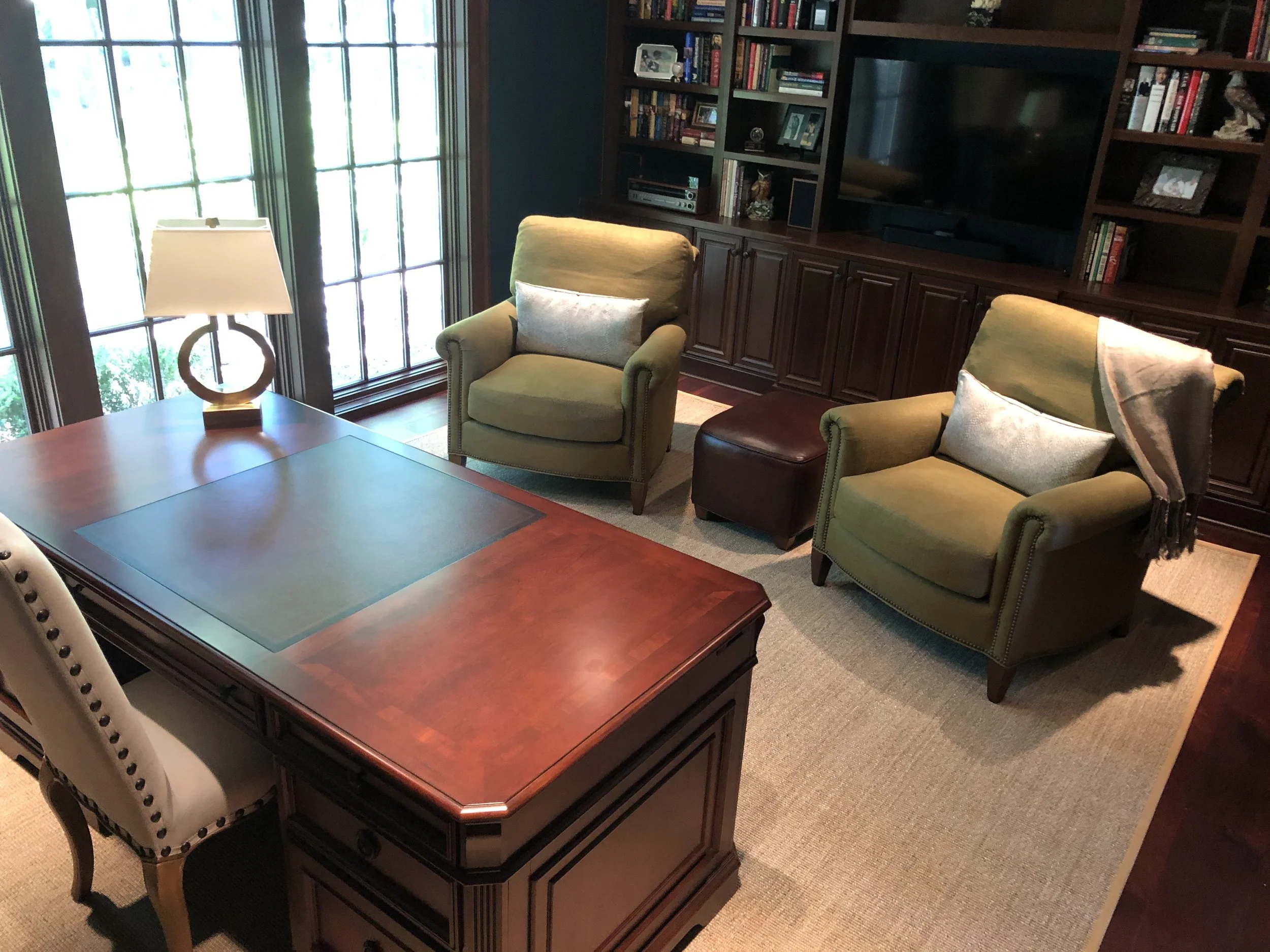 Office Refresh - Bluffton, SC. Design: J Banks Design / Nicole Edwards.
My role: design drawings, design support and trade liaison, furniture and accessory procurement and installation, styling