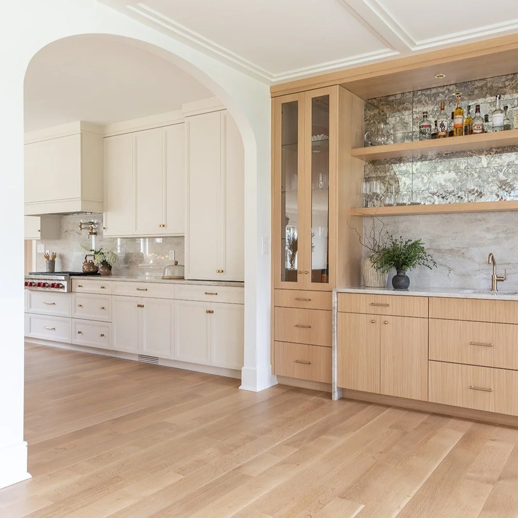 Designed for everyday luxury — this kitchen blends the ease of natural oak with the timelessness of creamy custom cabinetry.
The result: a space that feels quietly elevated, yet inviting from every angle.
#DawnInteriors #LongIslandInteriors #