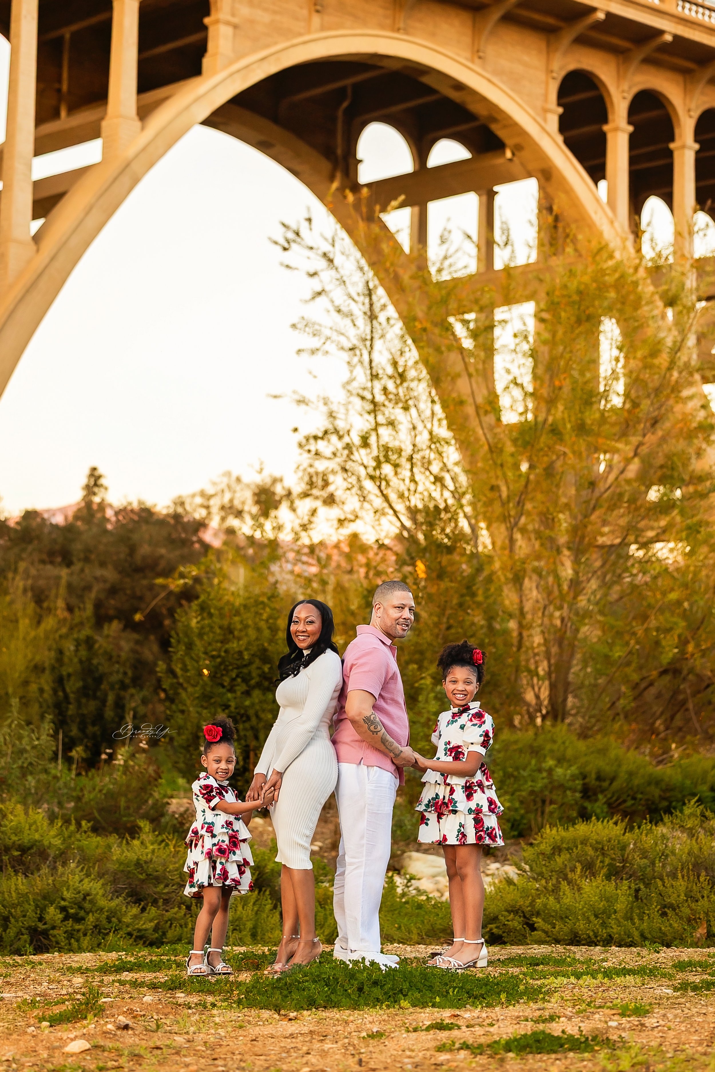 What to Wear for Your Family Photos (Without Stress!)