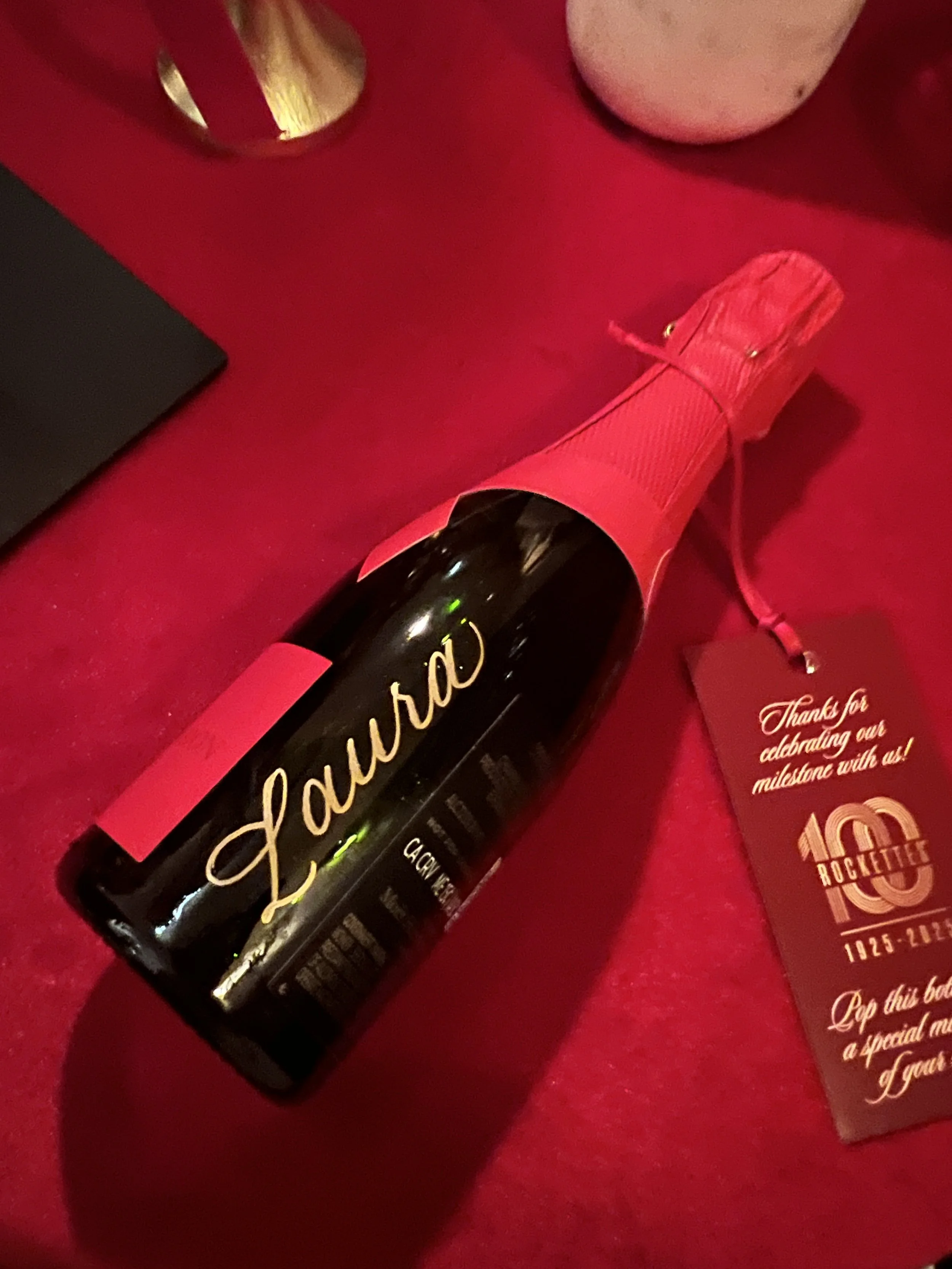 pennedbyk-rockettes-custom-engraved-wine-bottle.jpeg