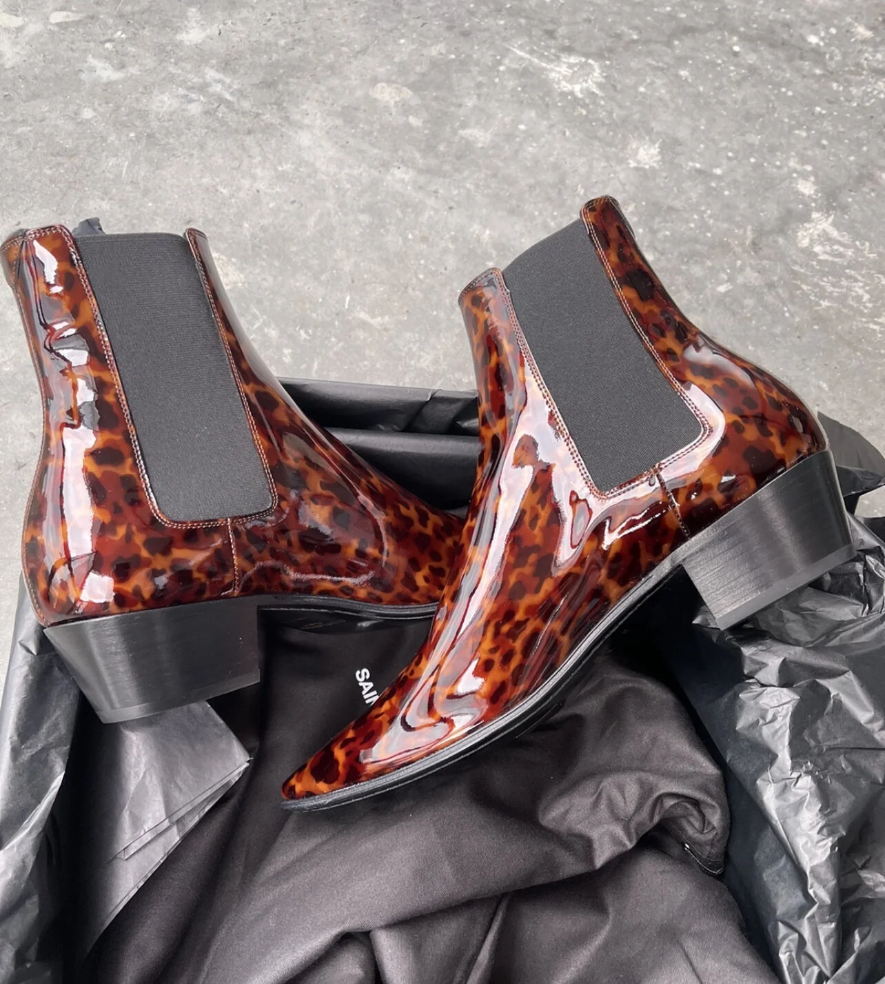 Saint Laurent Dylan Tortoise Shell Print Boots — CONSUMED display picture 1