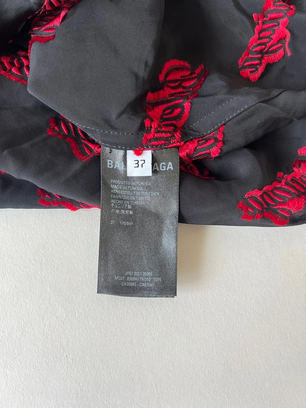 関税込【BALENCIAGA】ラージコットンシャツ Red/Black Balenciaga Balenciaga / Adidas T-shirt Oversized | Saks