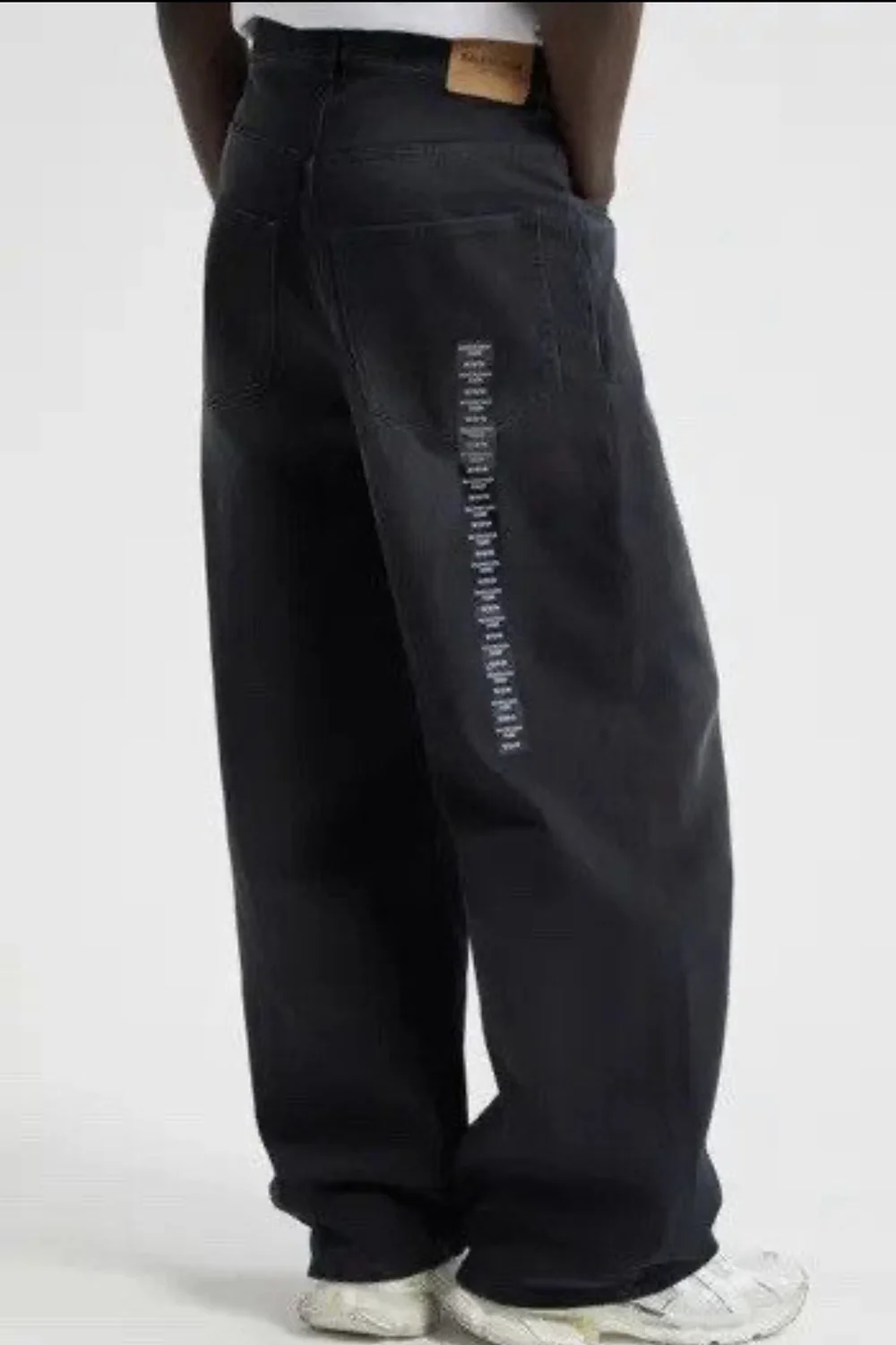 BALENCIAGA JEANS 36サイズ Balenciaga Denim Size Sticker Baggy Pants | Saks Fifth Avenue