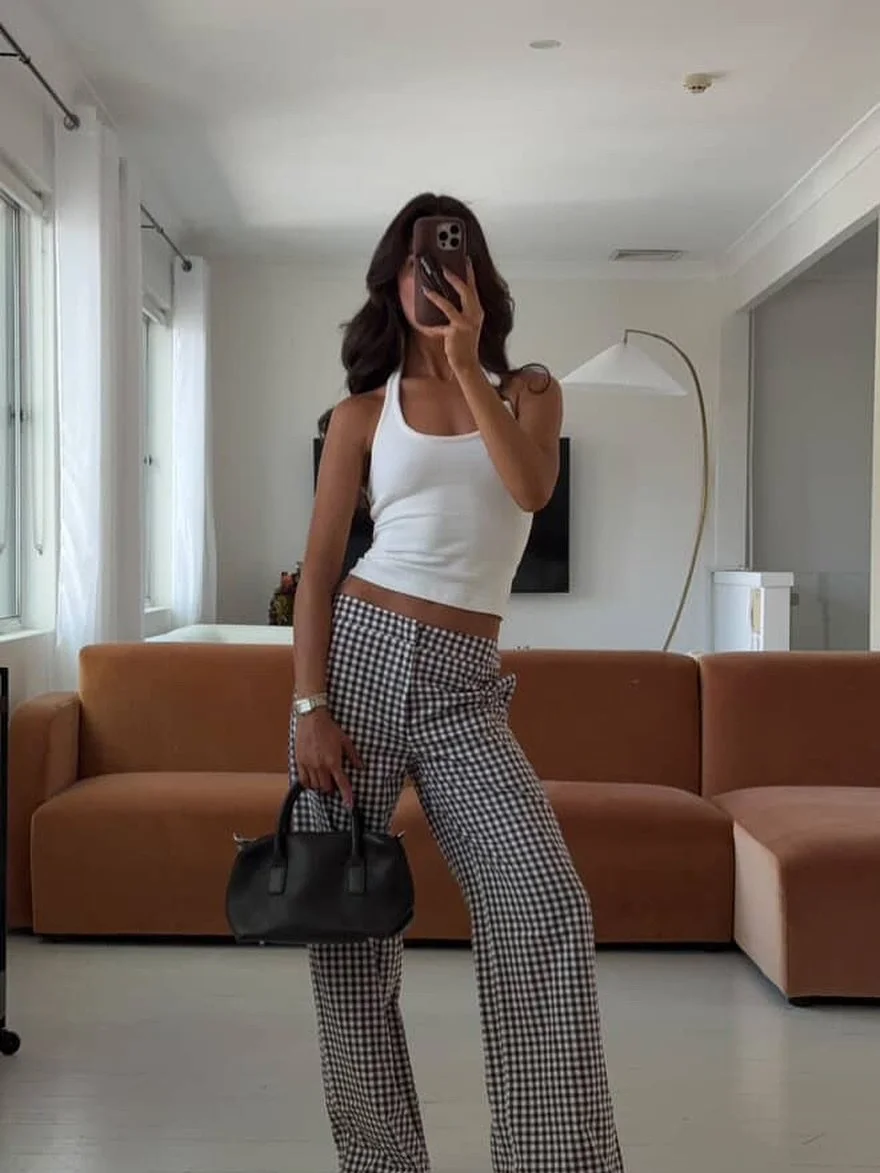 Just that fresh Beach St glow energy ☀️✨
Natural, radiant, and perfectly blended — every time 💅
#BeachStBeautyBar #SprayTanSydney #GlowGoals #BeachStGlow #FlawlessTan