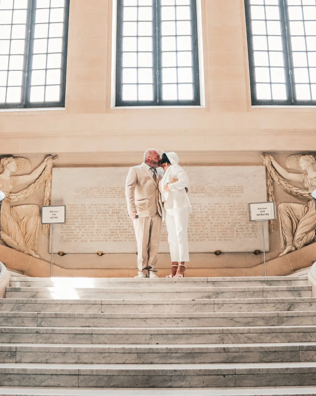 (1/3)

Il y a quelques semaines, j&rsquo;ai eu le privil&egrave;ge de photographier mon tout premier mariage. 🤍
Si j&rsquo;ai pu vivre cette exp&eacute;rience, c&rsquo;est gr&acirc;ce &agrave; une amie qui m&rsquo;a permis de rencontrer les mari&eac