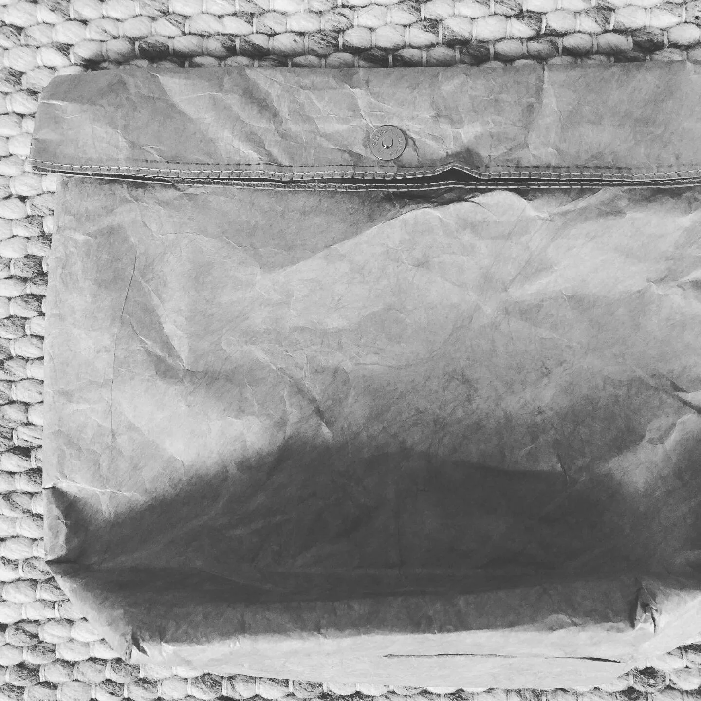 Super exciting project in the making...the simplicity of a brown paper bag... ✨✨

#brownpaperbag #wellnessfromwithin #healthyliving #wellnessjourney #storiestotell #storiestogrow