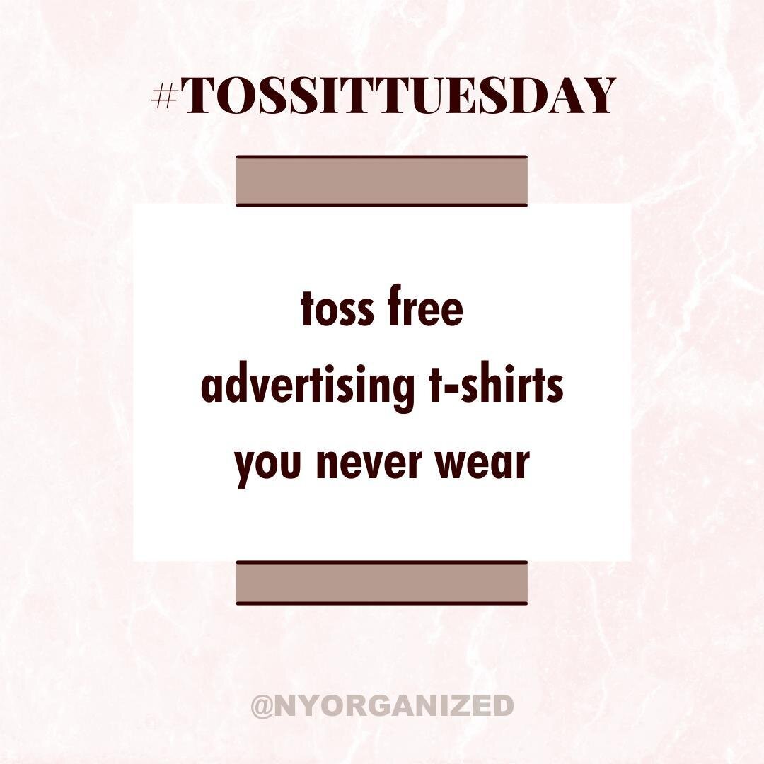 If you don&rsquo;t wear them, they only take up space. It is time to say goodbye to all the free t-shirts you got at events or with a purchase. ⁠
⁠
.⁠
.⁠
.⁠
.⁠
.⁠
.⁠
.⁠
.⁠
#tossittuesday #tusdaythoughts #tusday #tuedaymood  #tuesdayvibes #tuesdaytip 