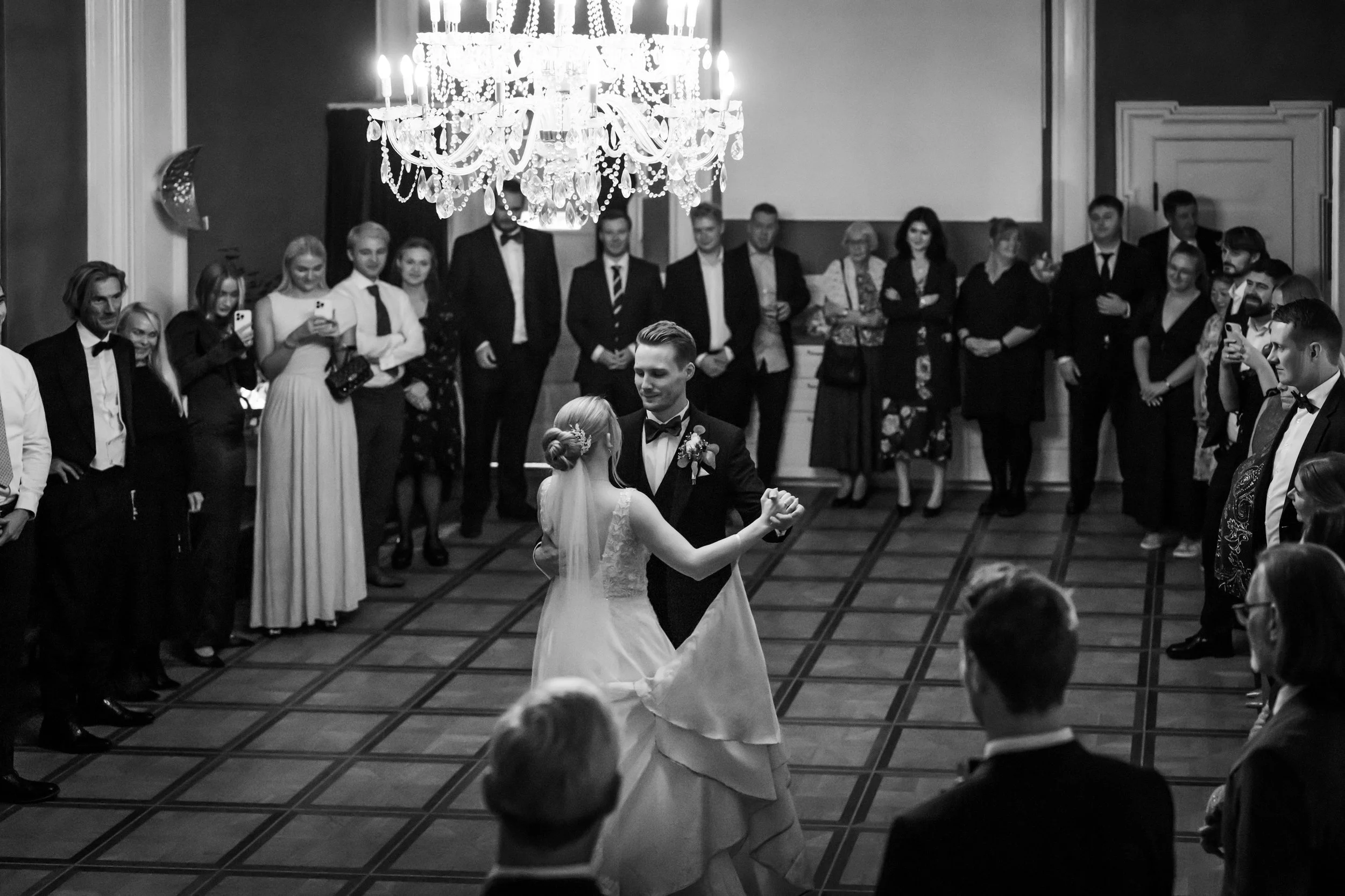Emma & Andreas Wedding day-930.jpg