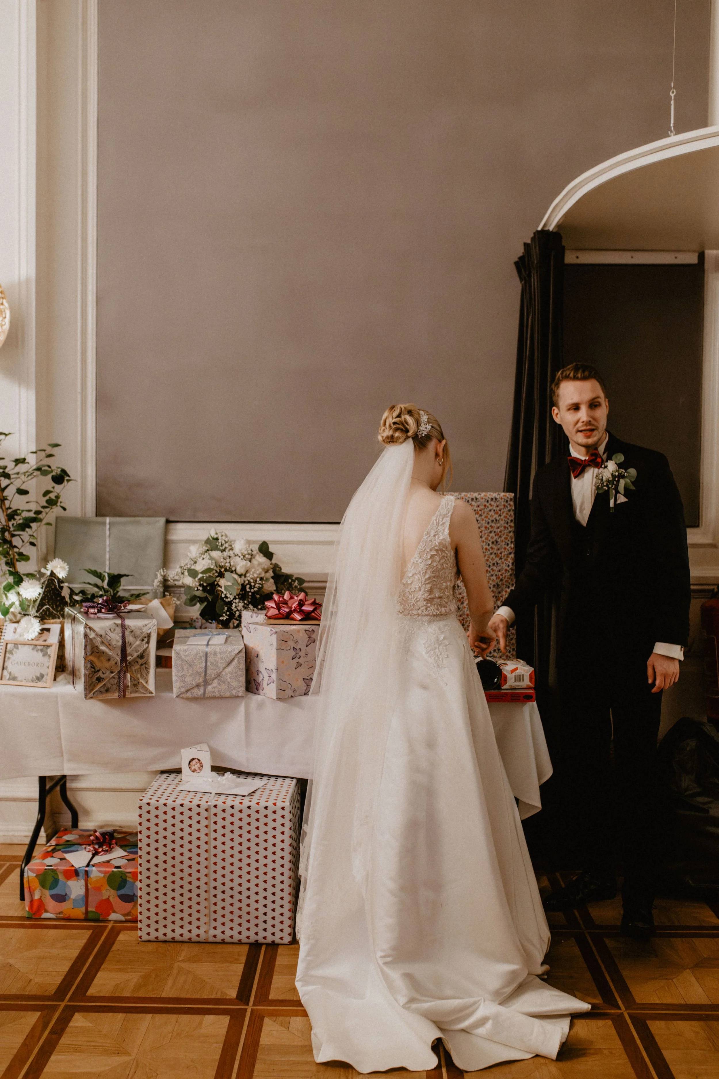 Emma & Andreas Wedding day-513.jpg