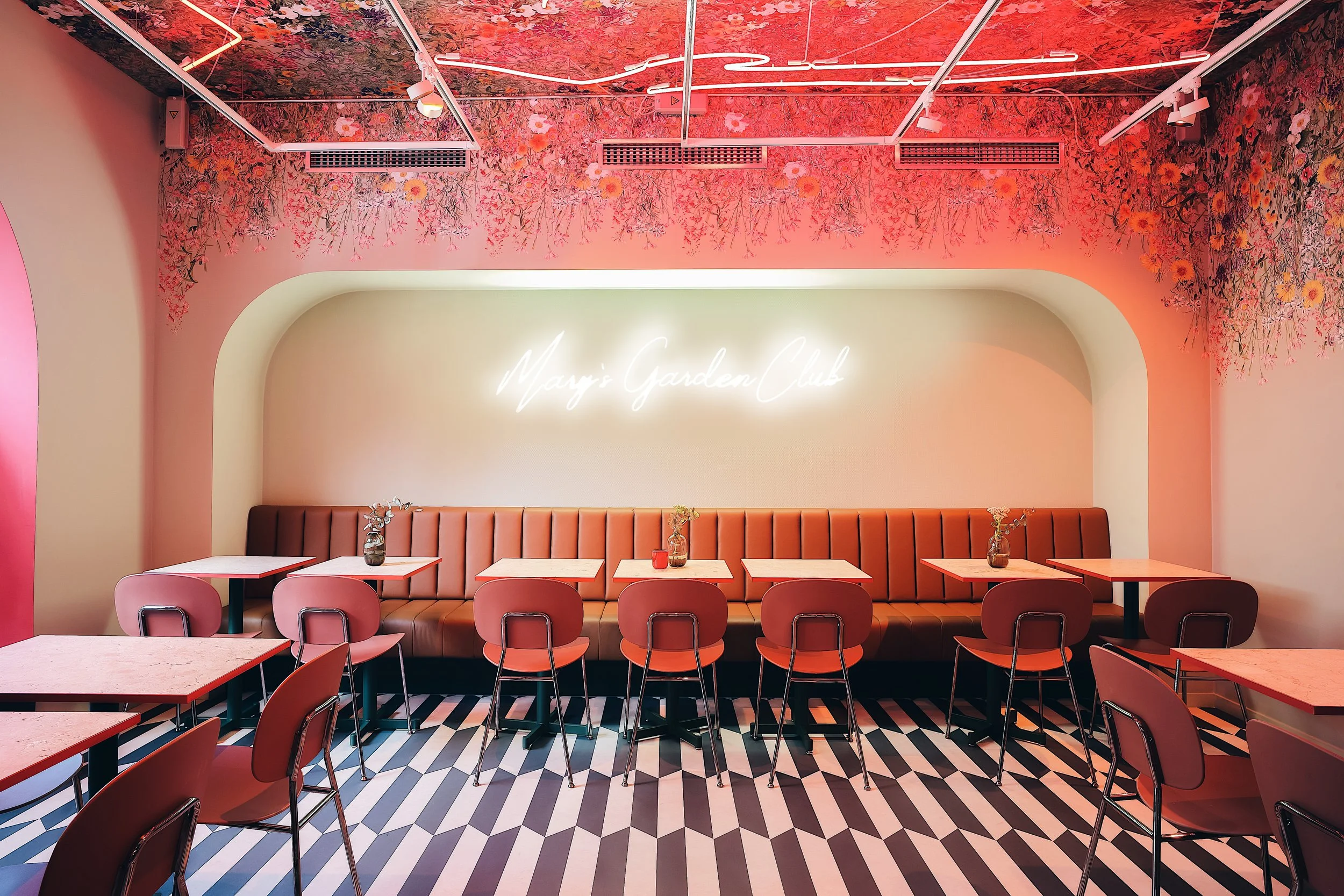 Marys Garden Cafe, Interior Design LOVA Design & ALPHA RKD