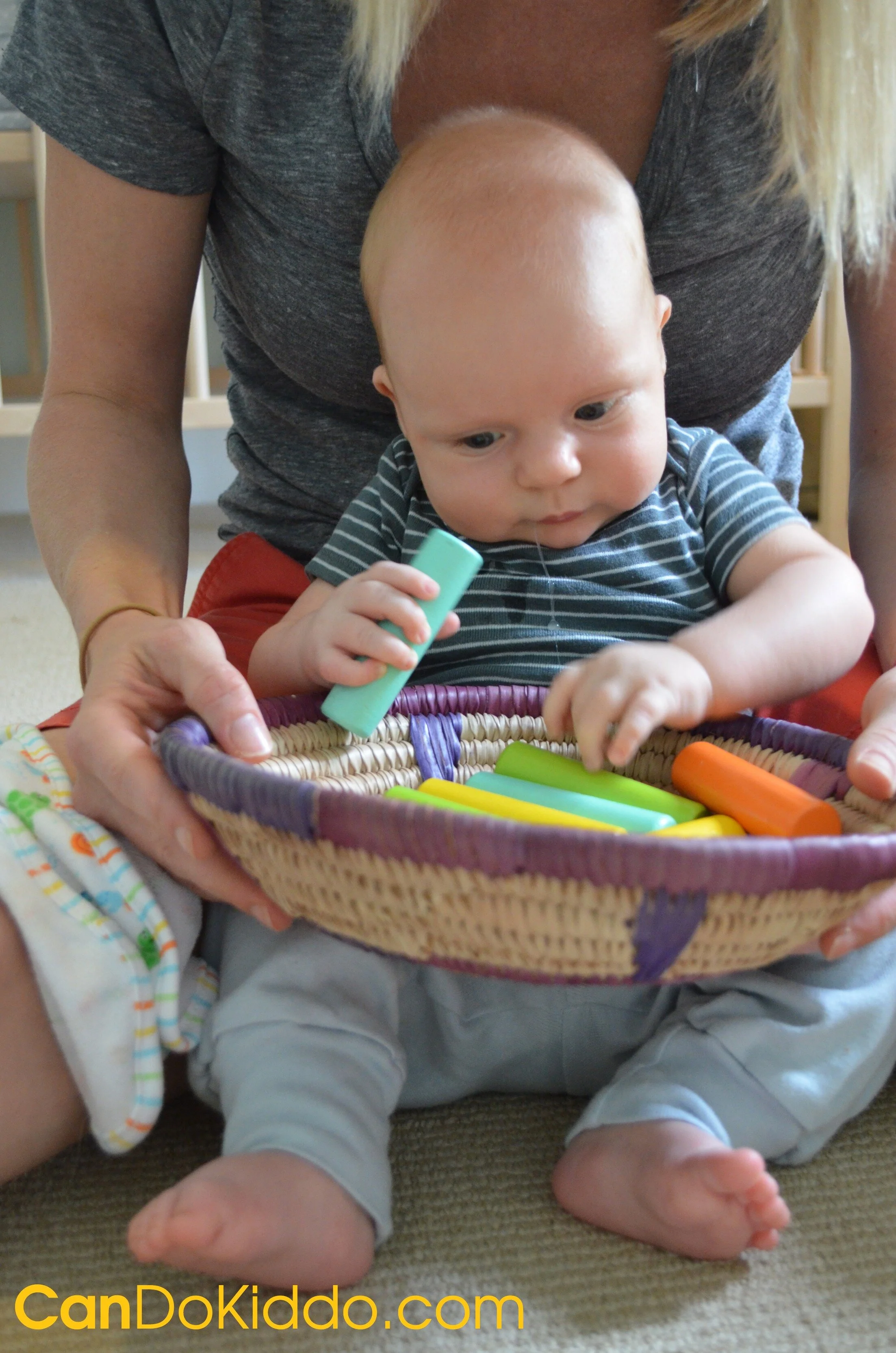 3 month old grasping toys