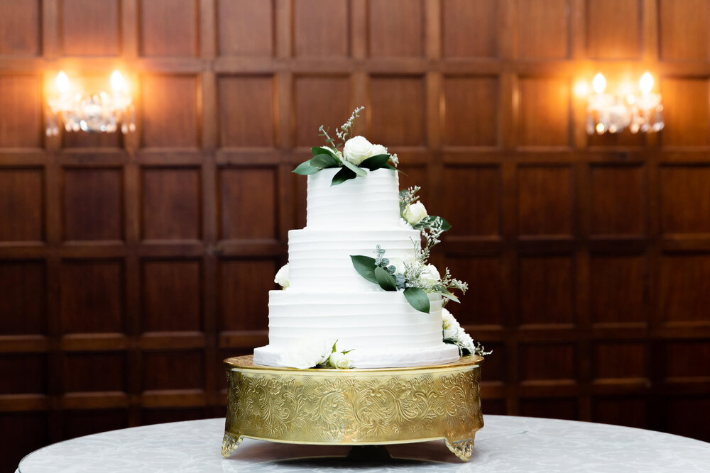 wedding cake by couture cakes at gassaway mansion greenville